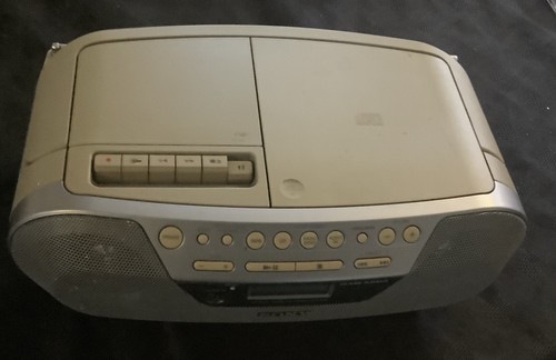 Sony radio cassette player - cd,