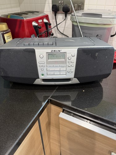 Sony cfd s28l - sony, boombox