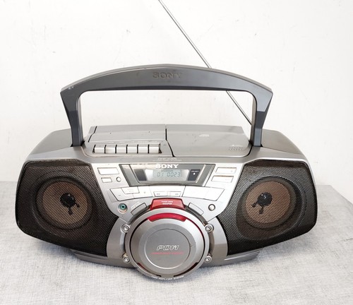 Retro classic sony radio - sony,